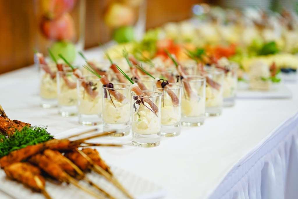 ท็อป คันทรีไลน์ เซโฮเทล เบอร์ลิน-รังสดอร์ฟ Hotel รังส์ดอร์ฟ ร้านอาหาร รูปภาพ